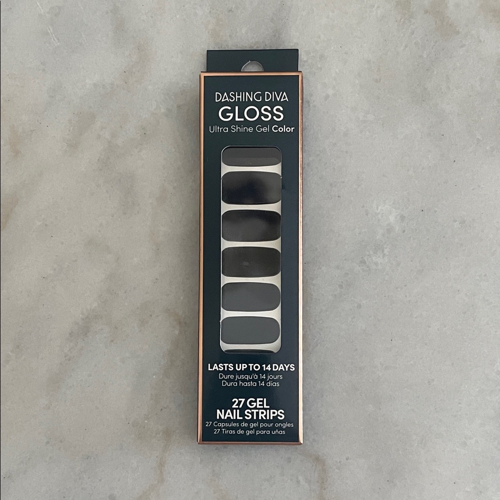 Dashing Diva Gloss Gel Black Nail Strips